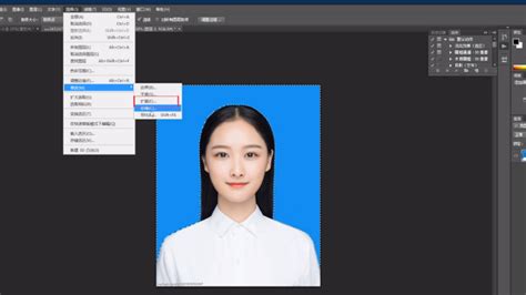 照片蓝底(照片蓝底换成白底怎么换)缩略图